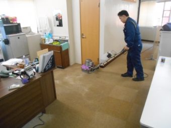 事務所のカーペット清掃